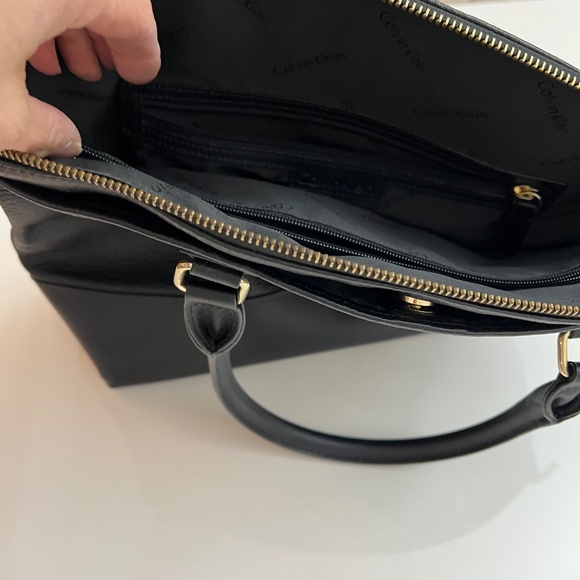 CALVIN KLEIN BAG - Picture 6 of 8